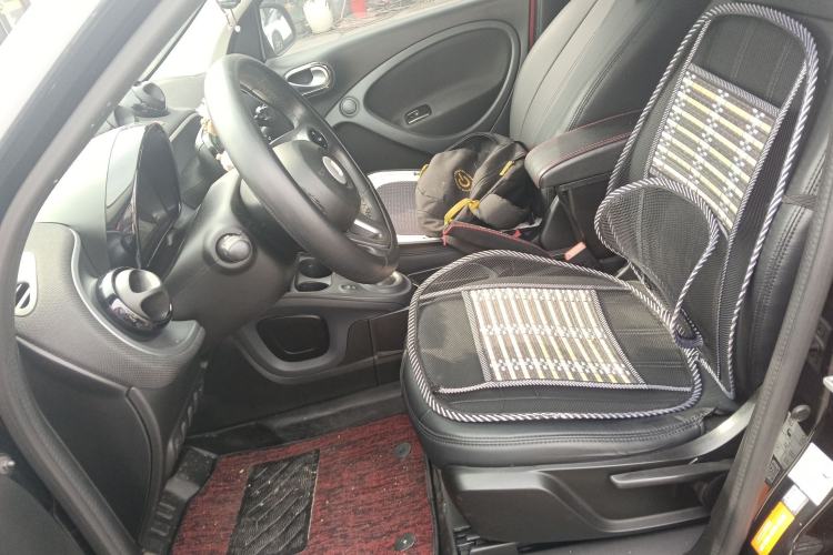 Used smart forfour 2016 1.0L 52 kW Passion Edition
