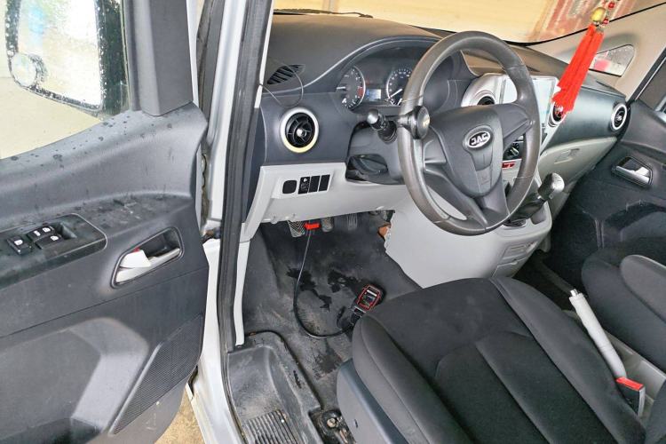 Used JAC Refine M3 2018 1.6L Express Edition 7-Seater
