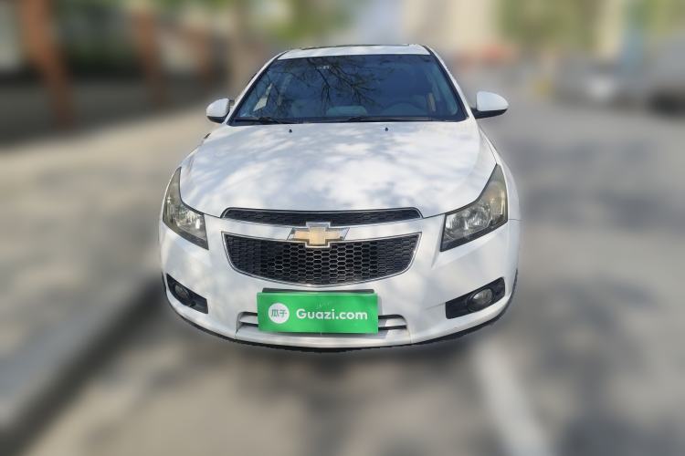 Used Chevrolet Cruze 2013 1.6L SE MT Front