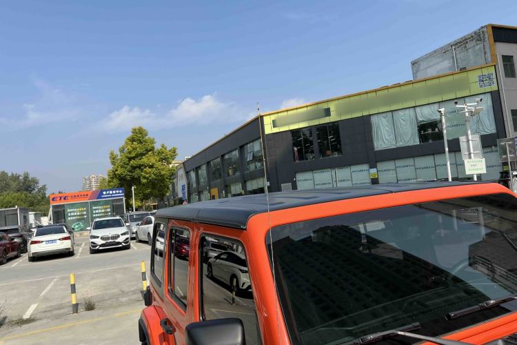 Used Jeep Wrangler 2018 2.0T Sahara Four-Door Edition