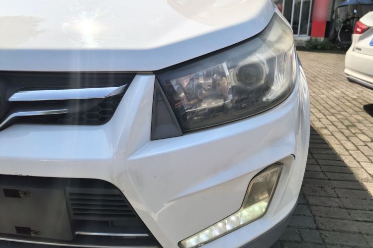 Used HYOSOW S3 2015 1.5L Luxury Model China V Standard Left Front Headlight