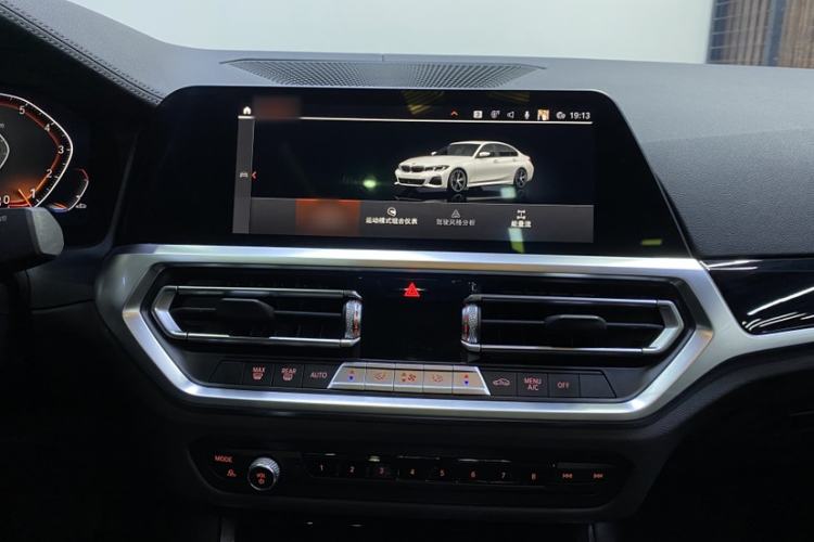 Used BMW 3 Series 2022 320Li M Sport Package Interior 3