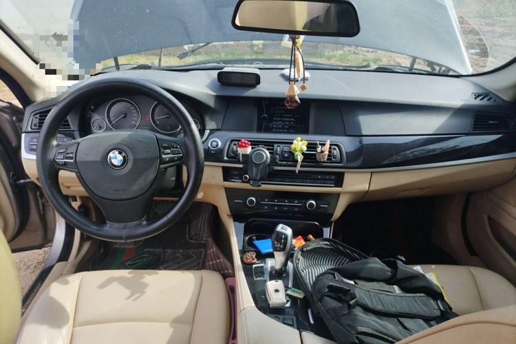 Used BMW 5 Series 2012 520i Elegant Edition
