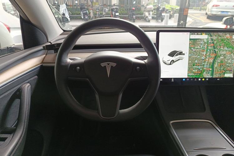 Used Tesla Model Y 2021 Standard Range Rear-Wheel Drive Version