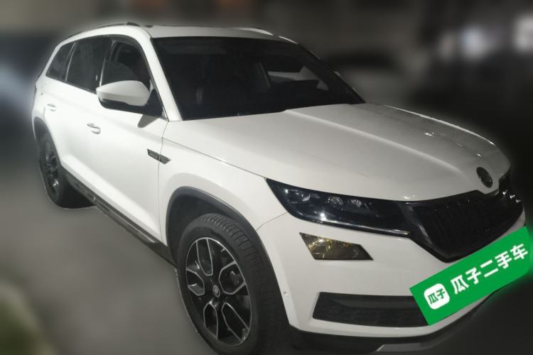 Used Skoda Kodiaq 2019 Facelifted TSI380 7-Seater All-Wheel-Drive Flagship Version China VI Standard Front Right 45 Deg