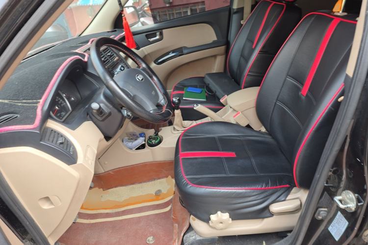 Used Kia Sportage 2013 2.0L Manual Two-Wheel Drive GL Trim
