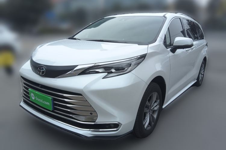 Used Toyota Sienna 2026 Model 2.5L Dual-Engine Two-Wheel-Drive Comfort Edition