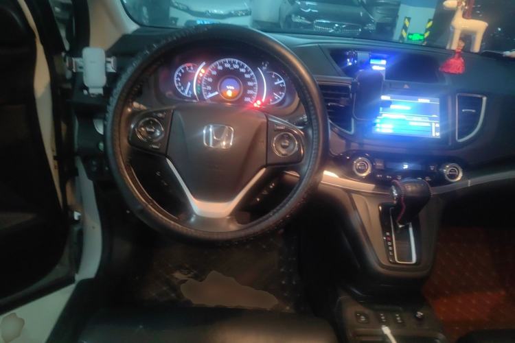 Used Honda CR-V 2015 2.4L two-wheel drive luxury version
