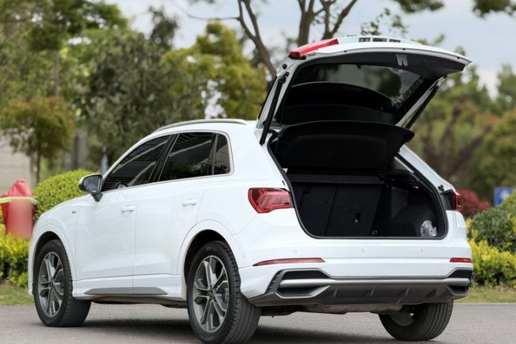 Used Audi Q3 2022 40 TFSI Fashion Dynamic Model