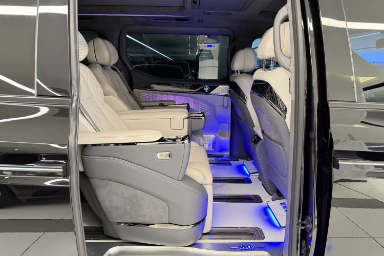 Used Zeekr 009 2022 WE Edition