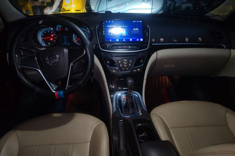 Used Buick Regal 2014 2.0L Leading Fashion Edition