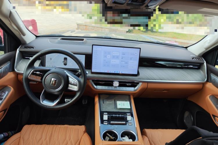 Used Tank 500 New Energy 2026 Model—Hi4-Z Smart Enjoyment Version Center Console