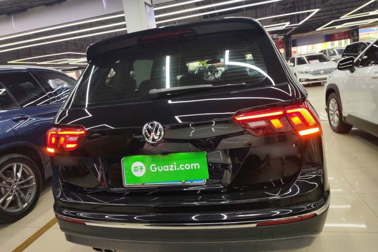 Used Volkswagen Tiguan L 2020 330TSI Automatic Two-Wheel Drive Smart Luxury Edition China VI Standard Rear
