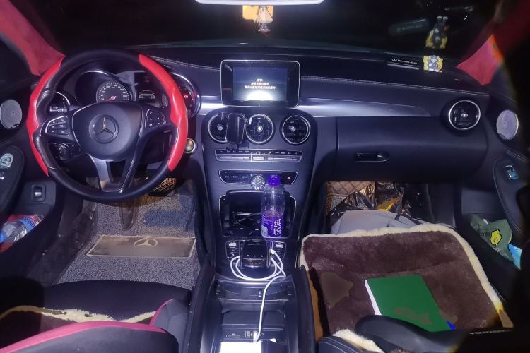 Used Mercedes-Benz C-Class 2018 C 180 L Fashion Model Center Console