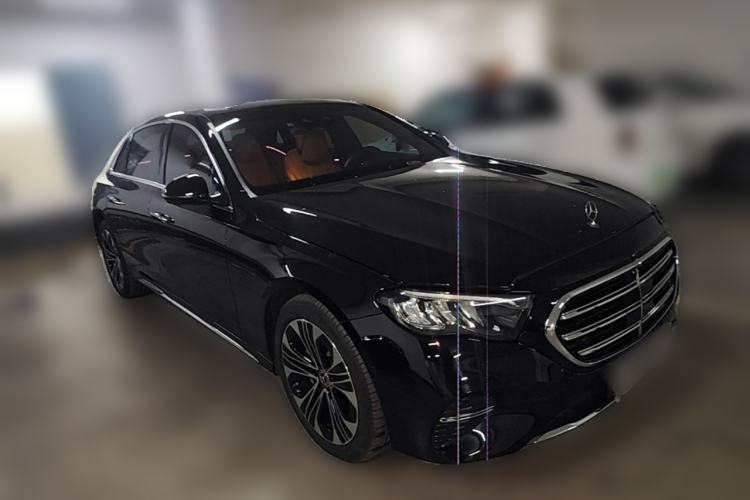Used Mercedes-Benz E-Class 2025 Facelift E 300 L Luxury Edition
