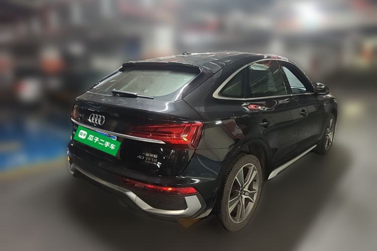 Used Audi Q5L Sportback 2022 40 TFSI Luxury Model Rear Right 45 Deg