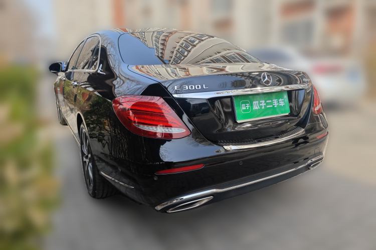 Used Mercedes-Benz E-Class 2016 E 200 L
