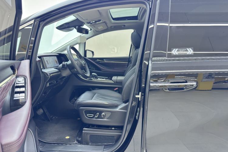 Used GAC Trumpchi M8 2024 Master Series 400T Ultimate Edition