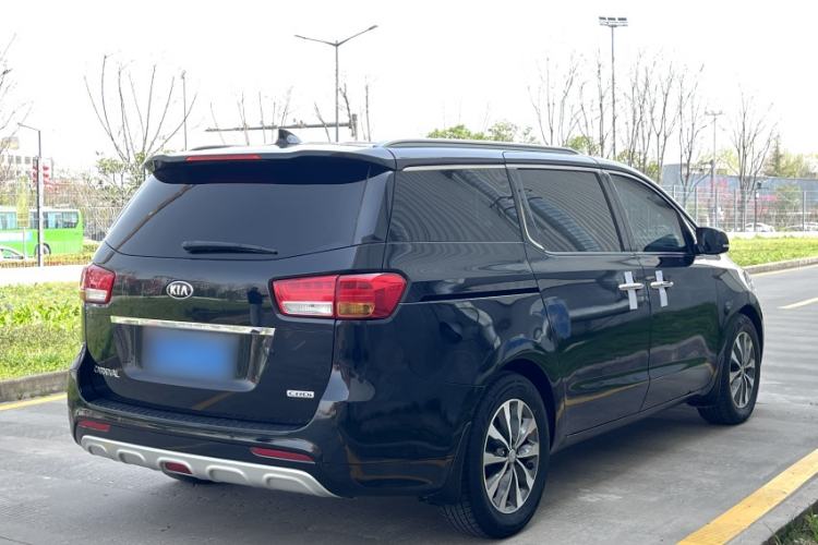 Used Kia Carnival 2015 2.2T Luxury Edition China IV