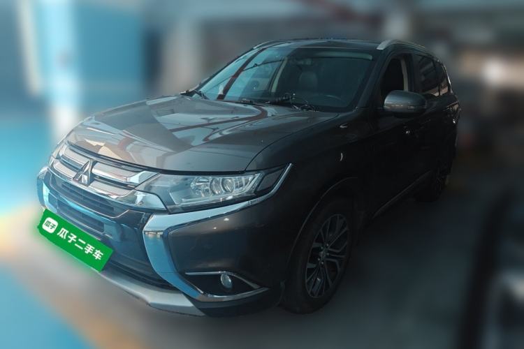 Used Mitsubishi Outlander 2017 2.0L Two-Wheel Drive Glory Edition 5 Seats Guazi used car, China used car export, Used car for sale, Used  cars, Cheapest cars for sale