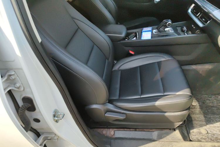 Used Great Wall Poer 2023 2.0T Commercial Version Automatic Diesel 4x4 Elite Long-Box GW4D20M
