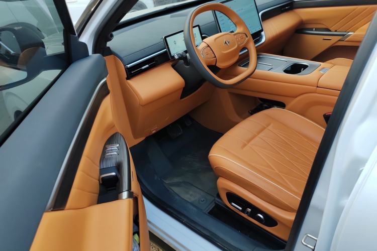 Used Dongfeng eπ eπ008 2025 210Max Range-Extended Version 5 Seats
