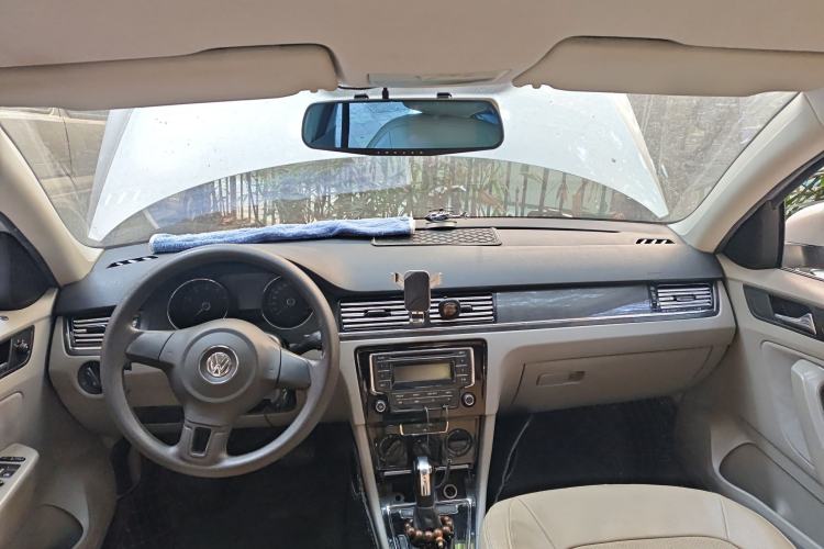 Used Volkswagen Bora 2013 1.6L Automatic Fashion Model
