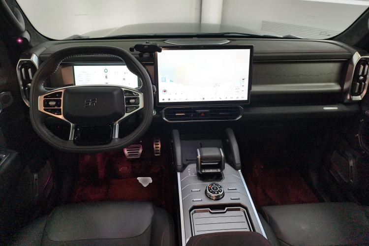 Used JETOUR Traveler 2023 2.0T All-Wheel Drive CrossPRO+