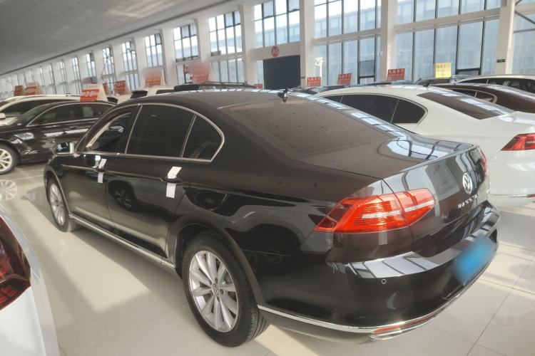 Used Volkswagen Magotan 2019 330TSI DSG Leading Edition China V Standard
