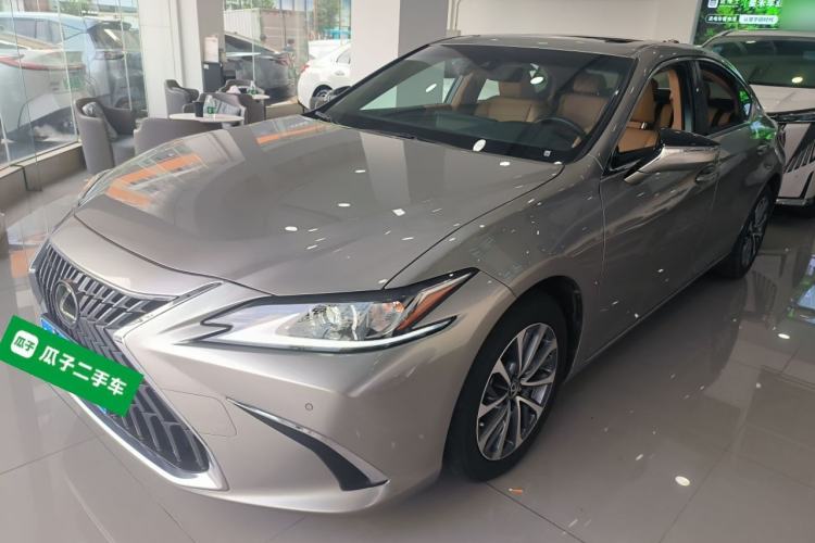 Used Lexus ES 2023 200 Excellence Edition