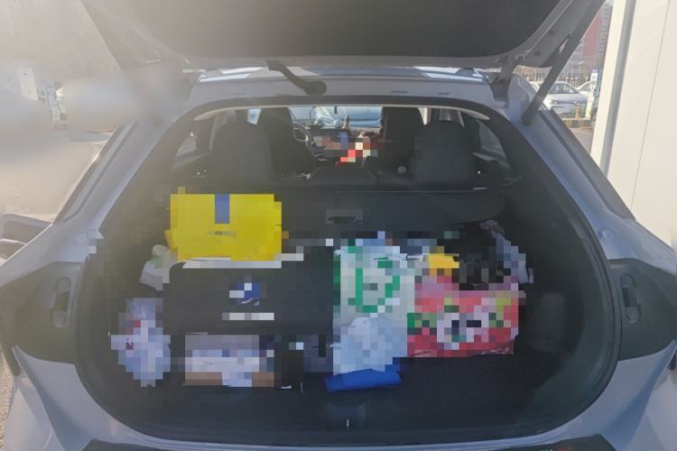 Used Venucia V DD-i 2023 110 km iE Version Trunk