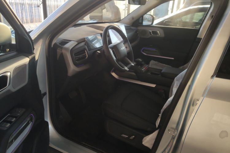 Used Formula Leopard Titanium 3 2025 501 km Range Rear-Wheel Drive Intelligent Driving Max Edition