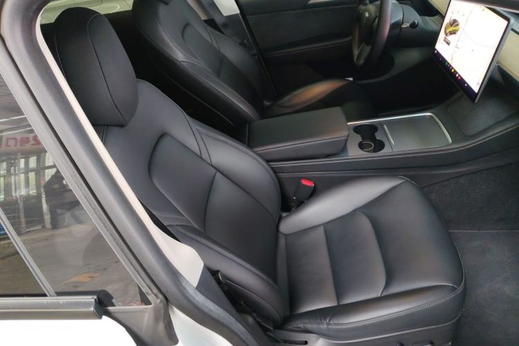 Used Tesla Model Y 2021 Standard Range Rear-Wheel Drive Version
