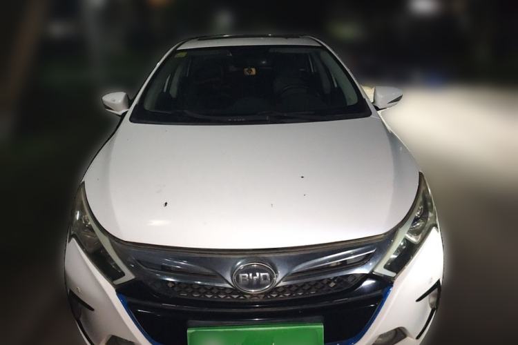 Used BYD Qin New Energy 2014 1.5T Flagship Model
