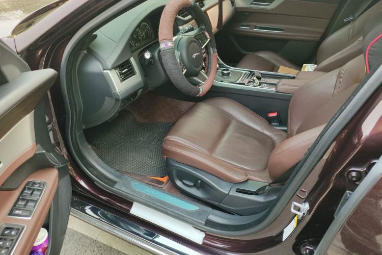 Used Jaguar XFL 2019 XFL 2.0T 250 PS Two-Wheel-Drive Luxury Edition Driver Seat