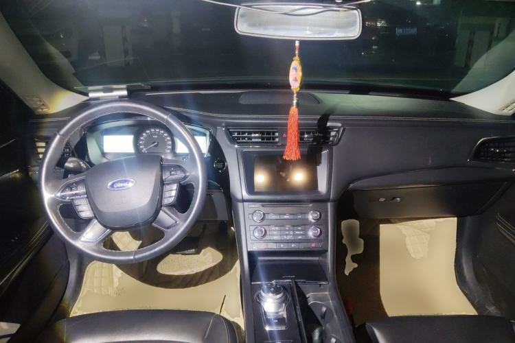 Used Ford Taurus 2017 EcoBoost 180 Luxury Model