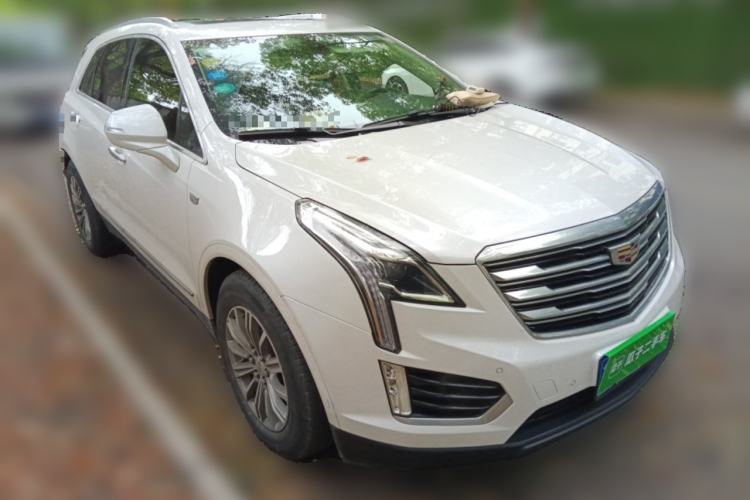 Used Cadillac XT5 2018 28T Four-Wheel Drive Luxury Model Front Right 45 Deg