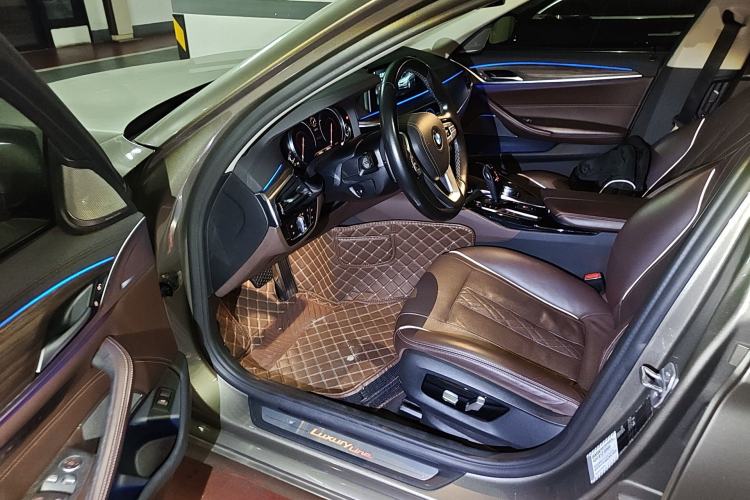 Used BMW 5 Series 2018 Facelifted 530Li Luxury Edition Premium Package Driver Seat