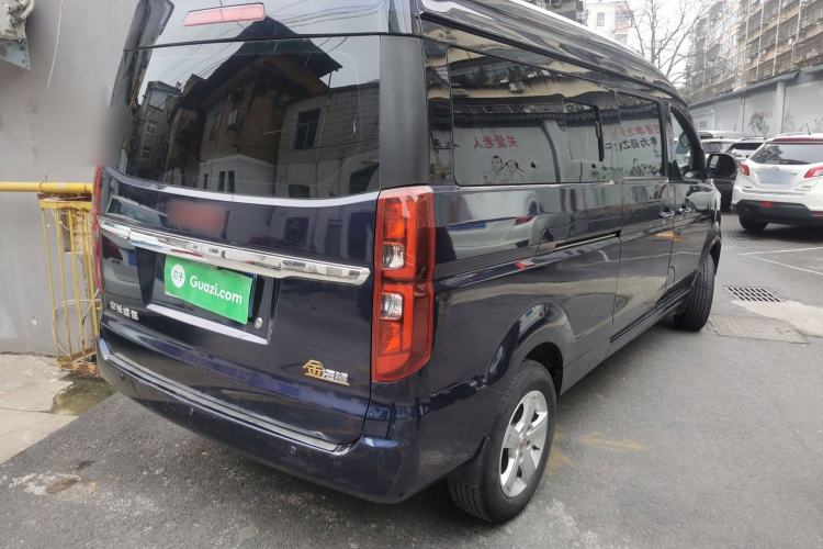 Used Jinbei Gold Hiace 2021 1.5L Passenger Van Travel Lion 7-Seater
