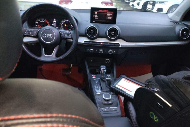 Used Audi Q2L 2021 35 TFSI Progressive Dynamic Edition
