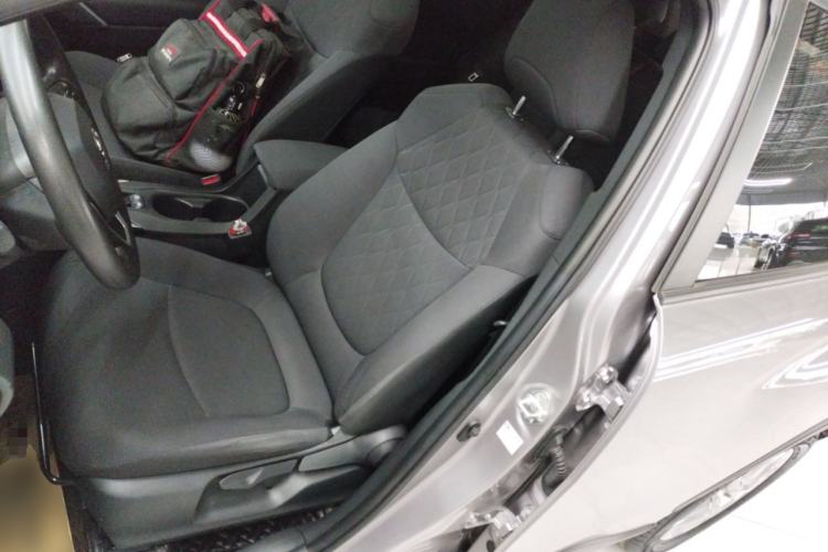 Used Toyota Corolla Cross 2022 2.0L Luxury Edition Left Front Seat