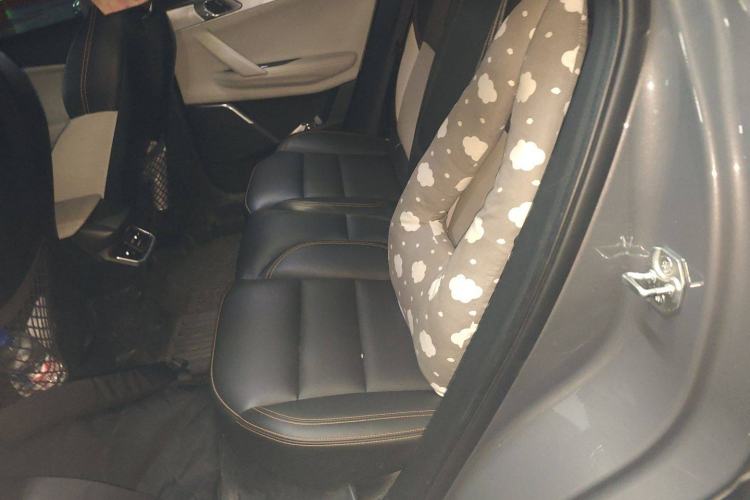 Used Lynk & Co 06 EM-P 2022 PHEV 84 km Range Pro Version
