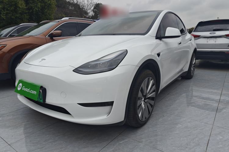 Used Tesla Model Y 2023 Long-Range All-Wheel-Drive Version