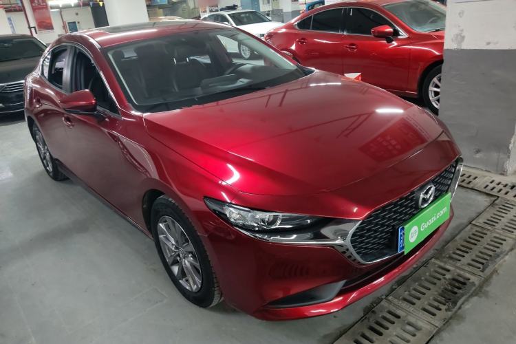 Used Mazda 3 Axela 2020 1.5L Automatic Luxury Version Front Right 45 Deg