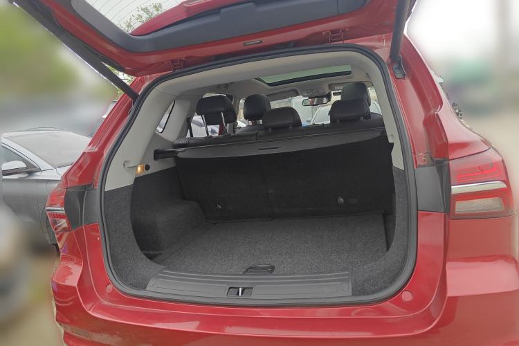 Used Roewe RX5 New Energy 2017 ERX5 EV400 Electric Internet Supreme Edition Trunk