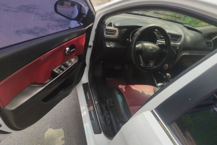Used Kia K2 2012 Hatchback 1.4L Automatic Cool Edition Driver Seat