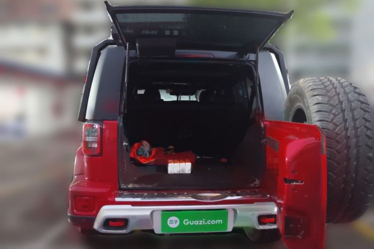 Used BAIC Off-Road BJ40 2022 2.0T Automatic Four-Wheel Drive Ring of the Tower Champion Edition Trunk