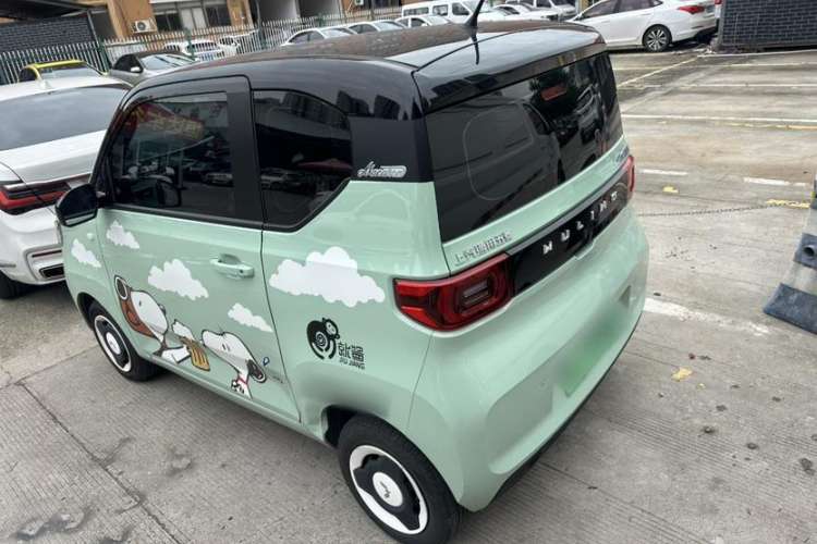 Used Wuling Hongguang MINIEV 2021 Macaron Premium Model – Lithium Iron Phosphate