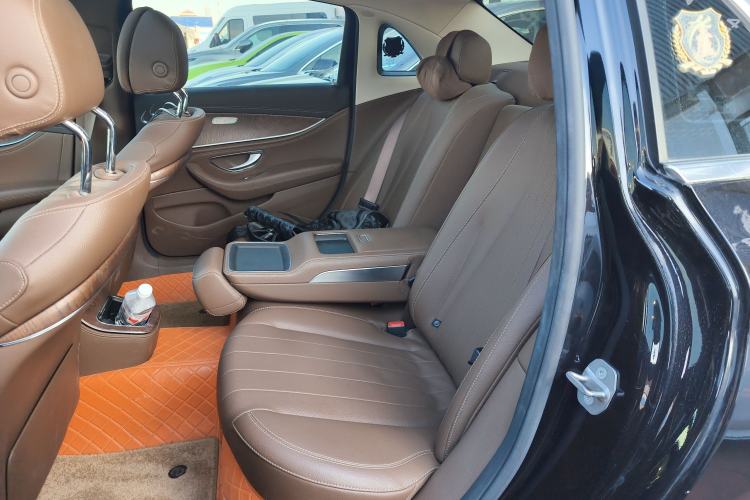 Used Mercedes-Benz E-Class New Energy 2023 E 350 e L Plug-in Hybrid Sedan