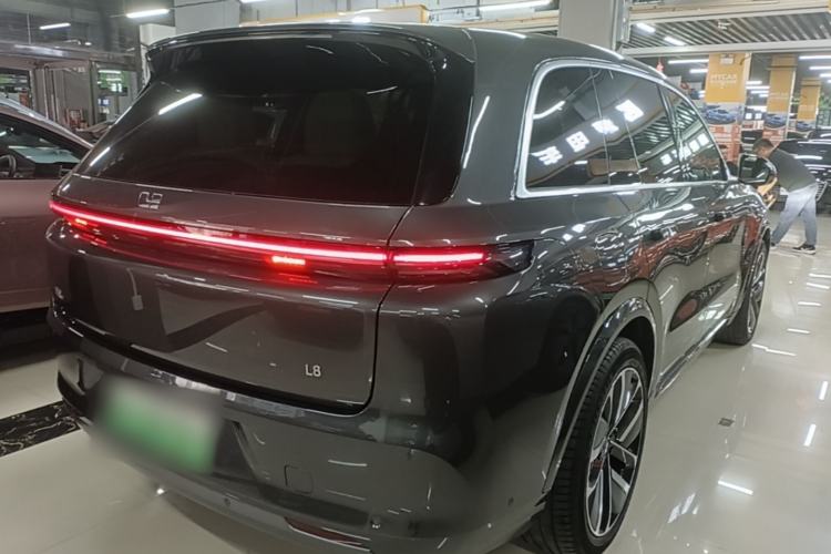 Used Li Auto L8 2024 Ultra Model
